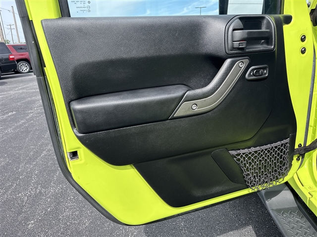 2017 Jeep Wrangler Unlimited Willys Wheeler:66550