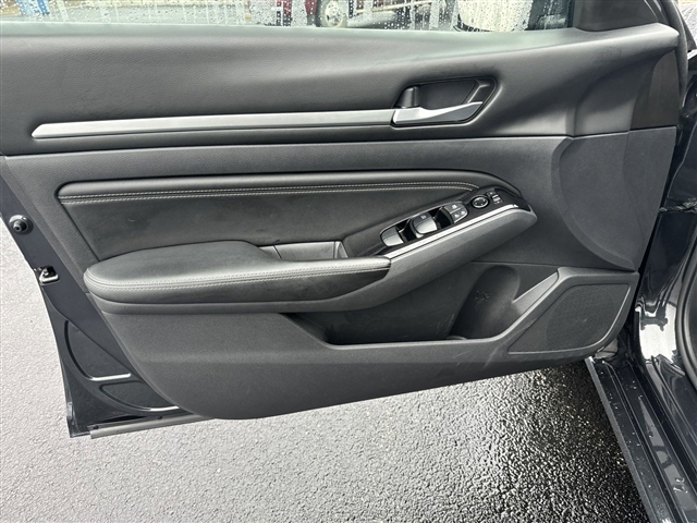 Photo of 2022 Nissan Altima 2.5 SV in Joplin, MO - 5,  2022 Nissan Altima 2.5 SV:55506