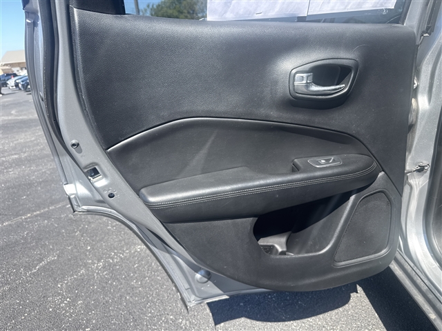 2021 Jeep Compass Latitude:66612