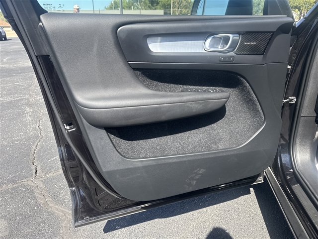 2020 Volvo XC40 T5 Momentum:66627