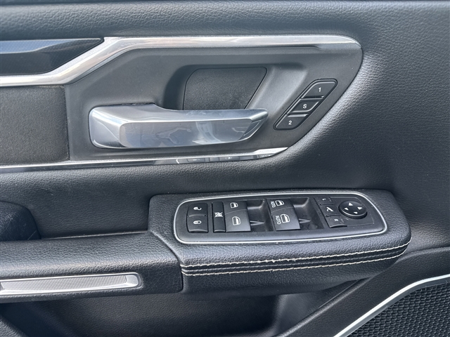 2020 RAM 1500 Laramie:65668