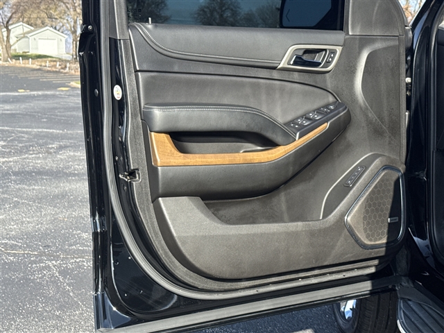 2019 GMC Yukon Denali:65676