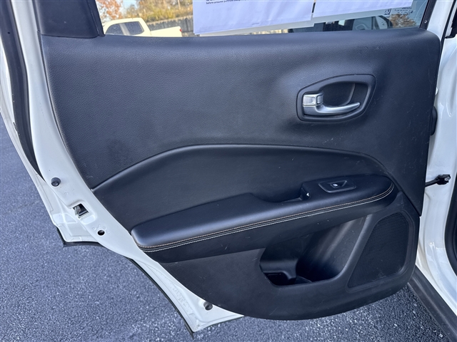 2019 Jeep Compass Latitude:65644