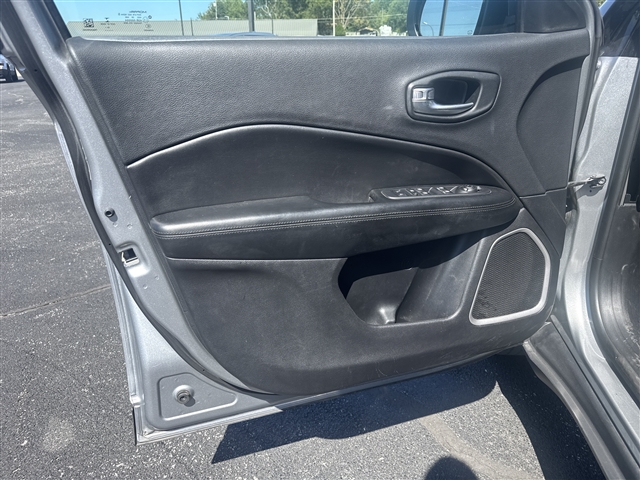 2021 Jeep Compass Latitude:66612