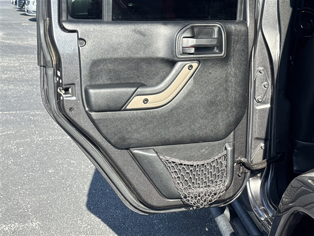 2017 Jeep Wrangler Unlimited Winter Edition:66642