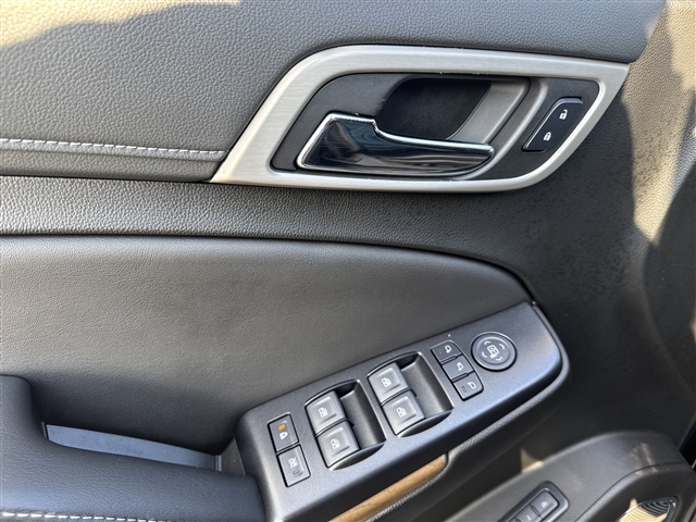 2019 GMC Yukon Denali:65676