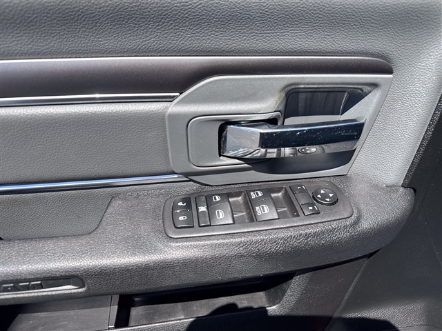2021 RAM 1500 Classic SLT:66592