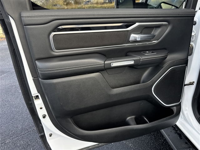 2020 RAM 1500 Laramie:65668