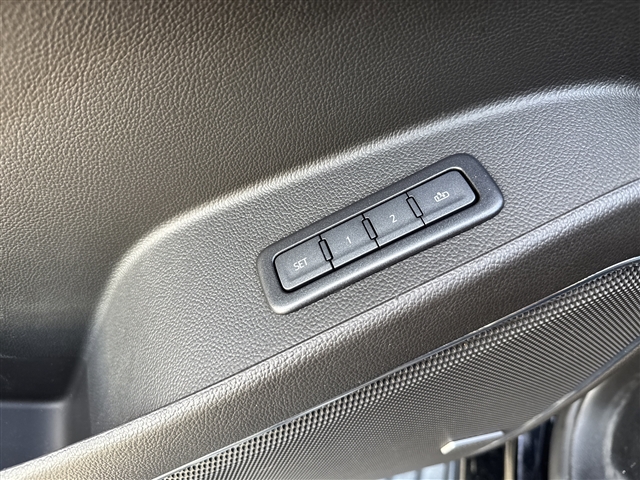 2019 GMC Yukon Denali:65676