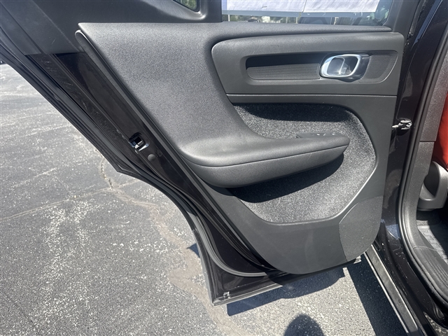 2020 Volvo XC40 T5 Momentum:66627