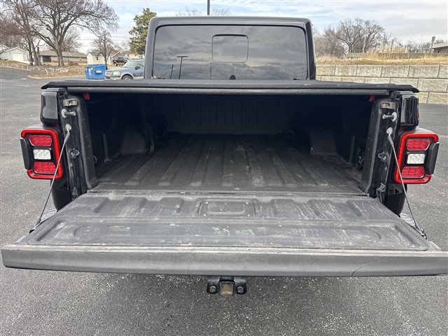 2020 Jeep Gladiator Launch Edition:R25108