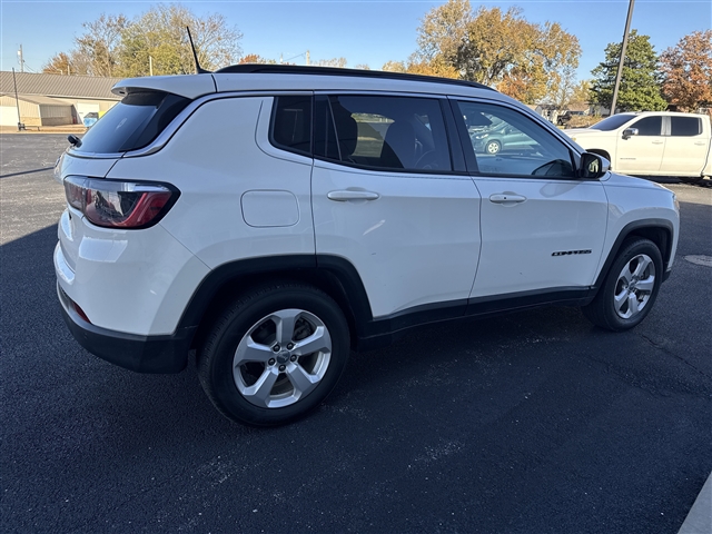 2019 Jeep Compass Latitude:65644