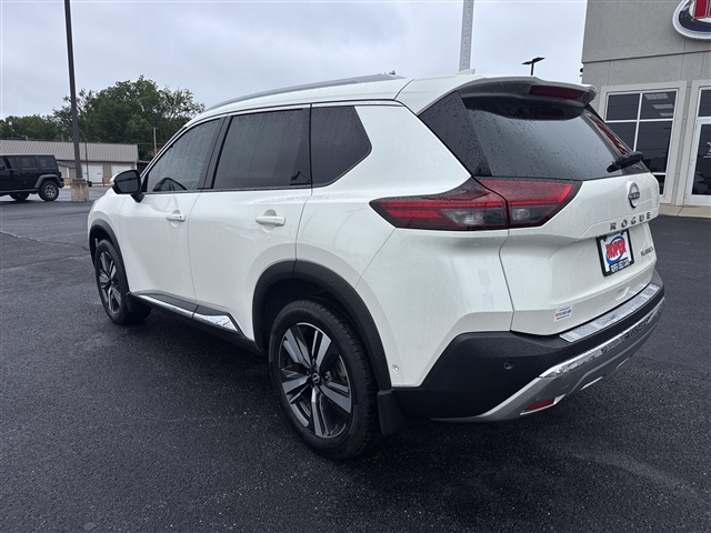 2023 Nissan Rogue Platinum:66598