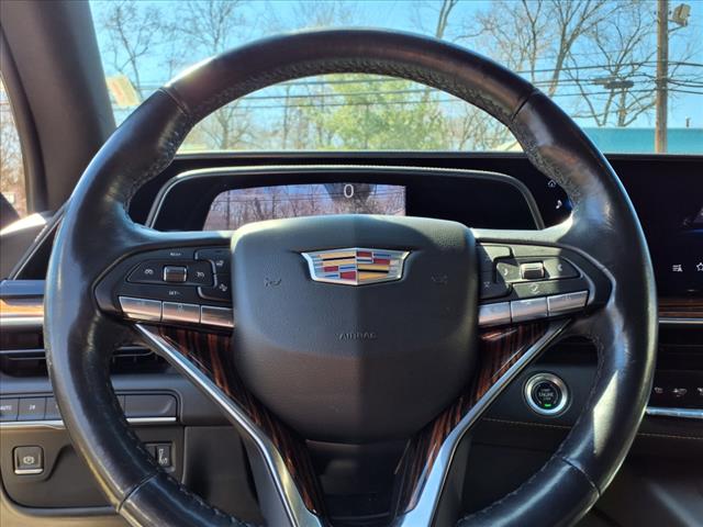 2022 Cadillac Escalade ESV Premium