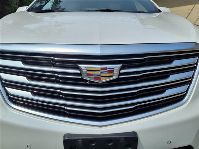 2018 Cadillac XT5 Premium Luxury