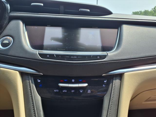 2018 Cadillac XT5 Premium Luxury