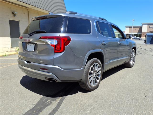 2022 GMC Acadia Denali