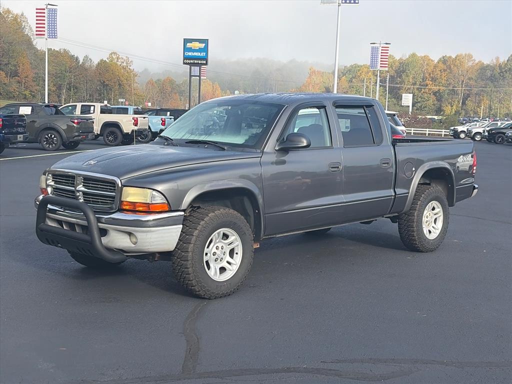 Bright Silver Clearcoat Metallic 2004 Dodge Dakota Pickup Truck Four-Wheel Drive 5-Speed Automatic