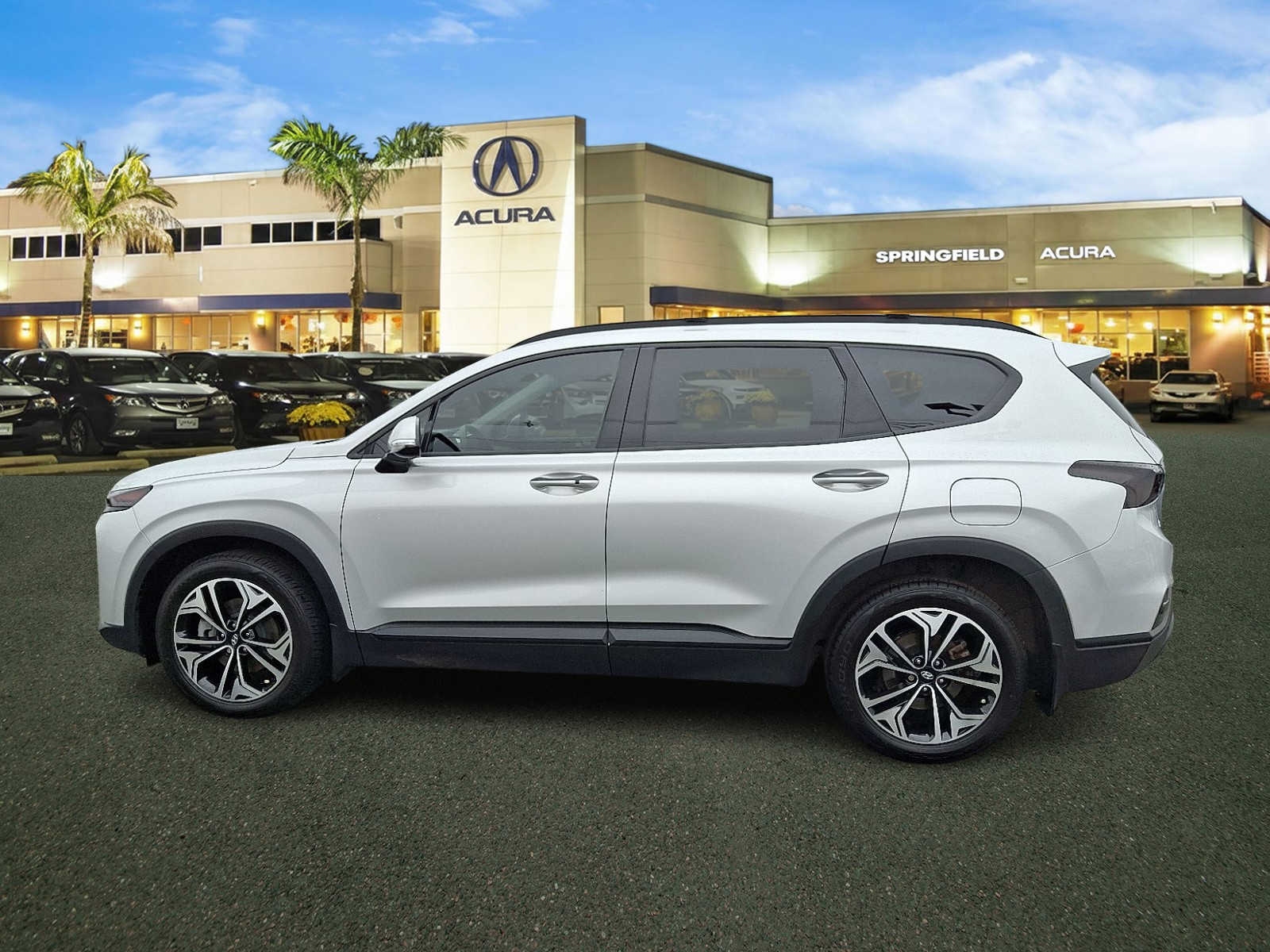 View vehicle photo 4