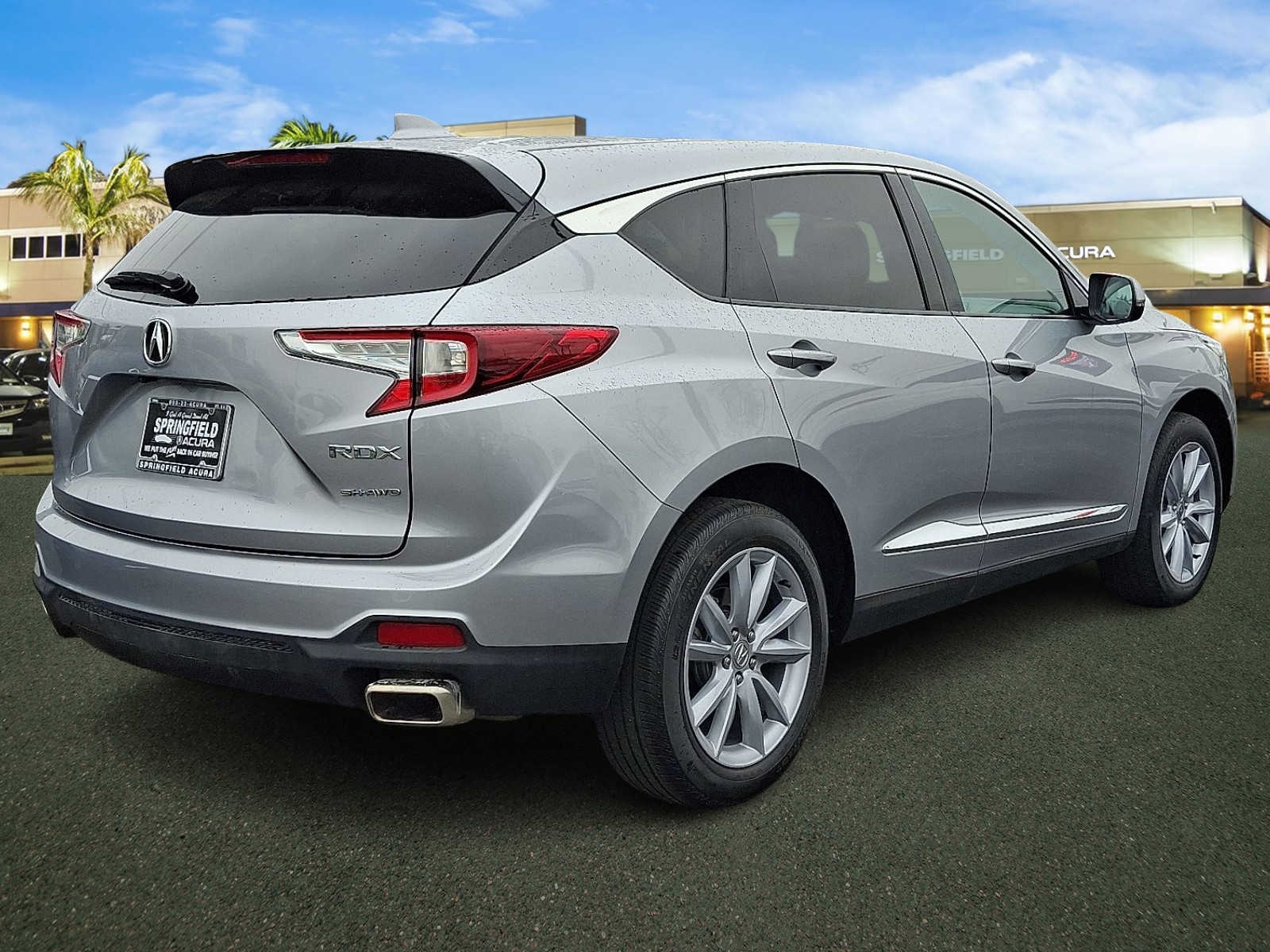 View vehicle photo 7