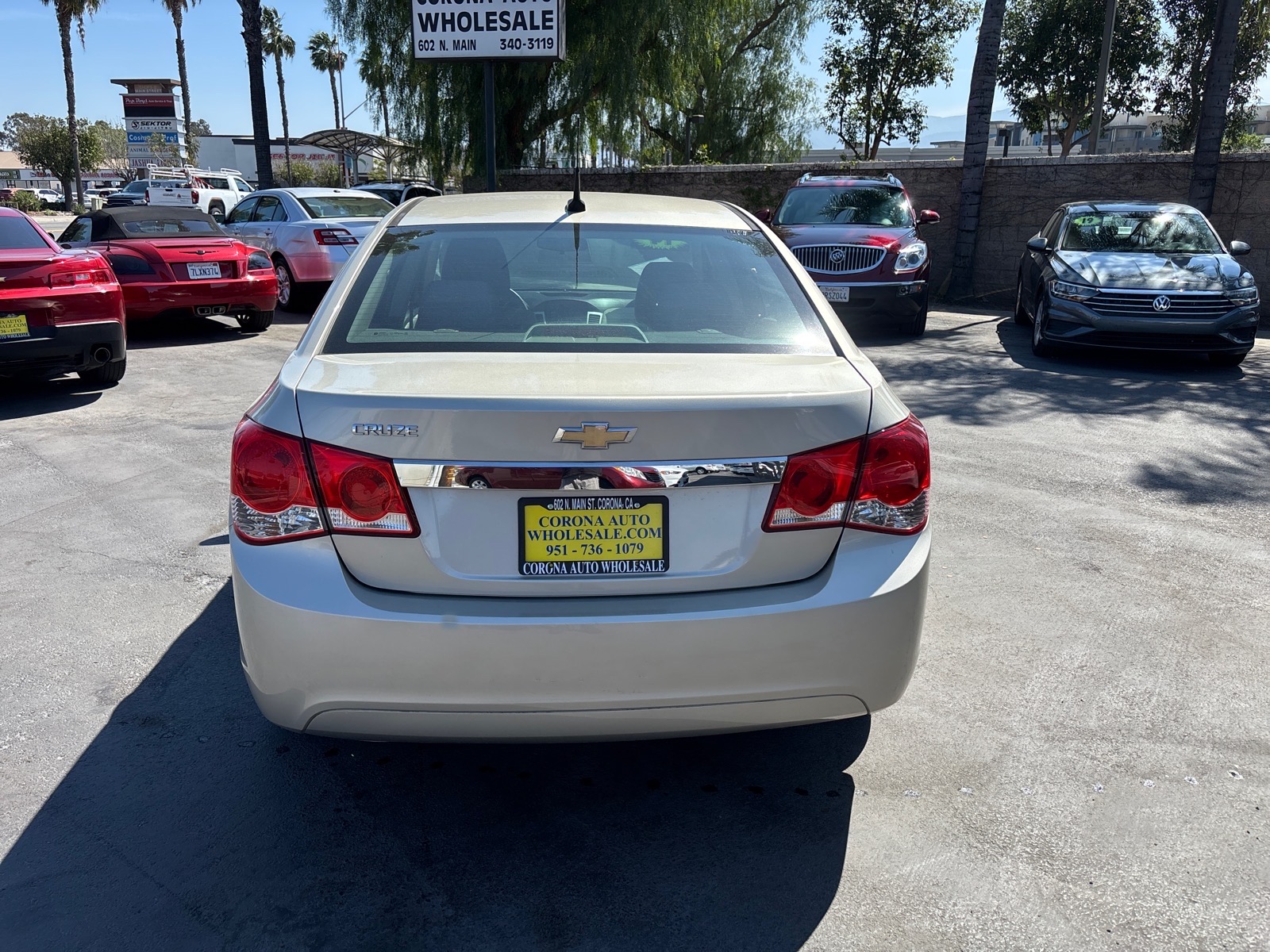 View vehicle photo 4