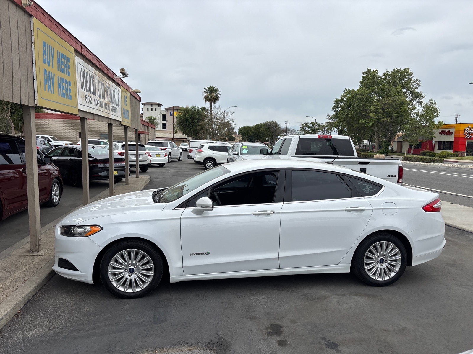 View vehicle photo 6