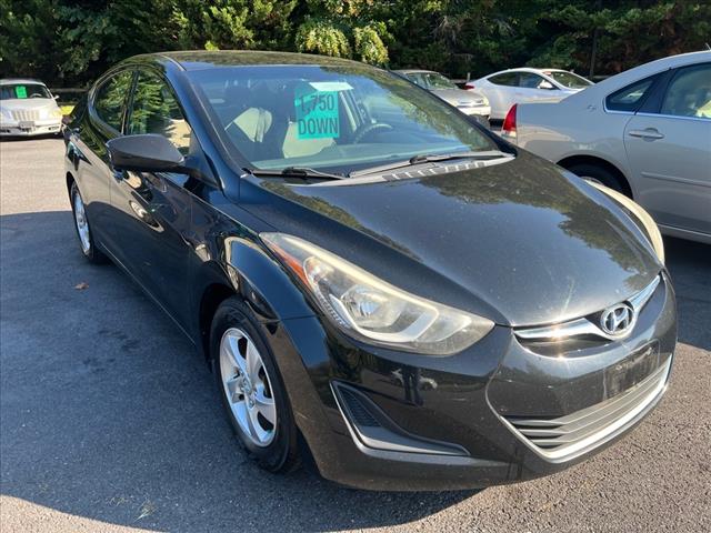 2014 Hyundai ELANTRA SE