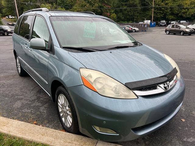 2008 Toyota Sienna XLE