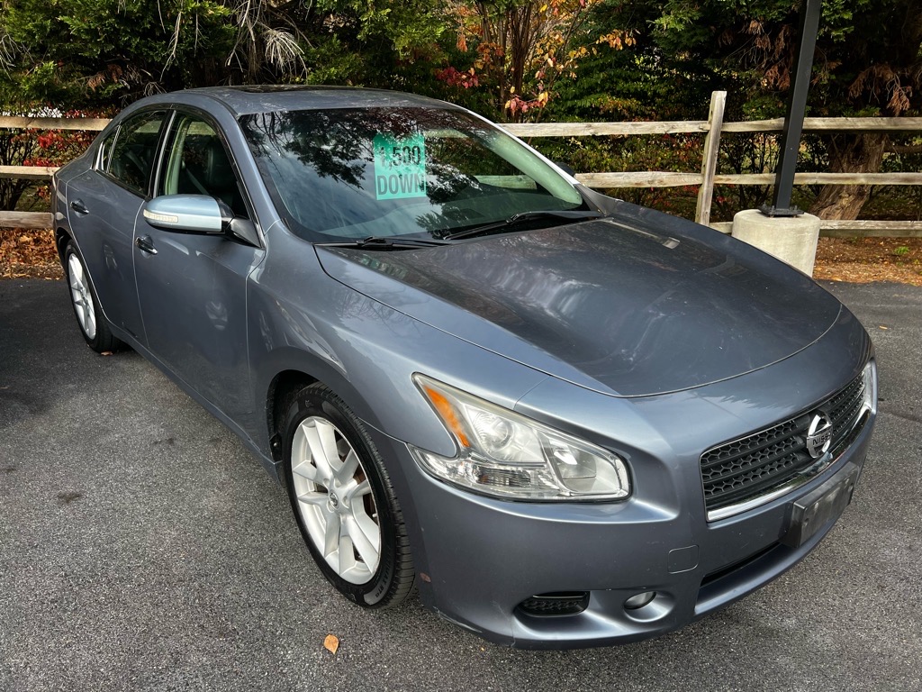 2010 Nissan Maxima 3.5 SV - main photo