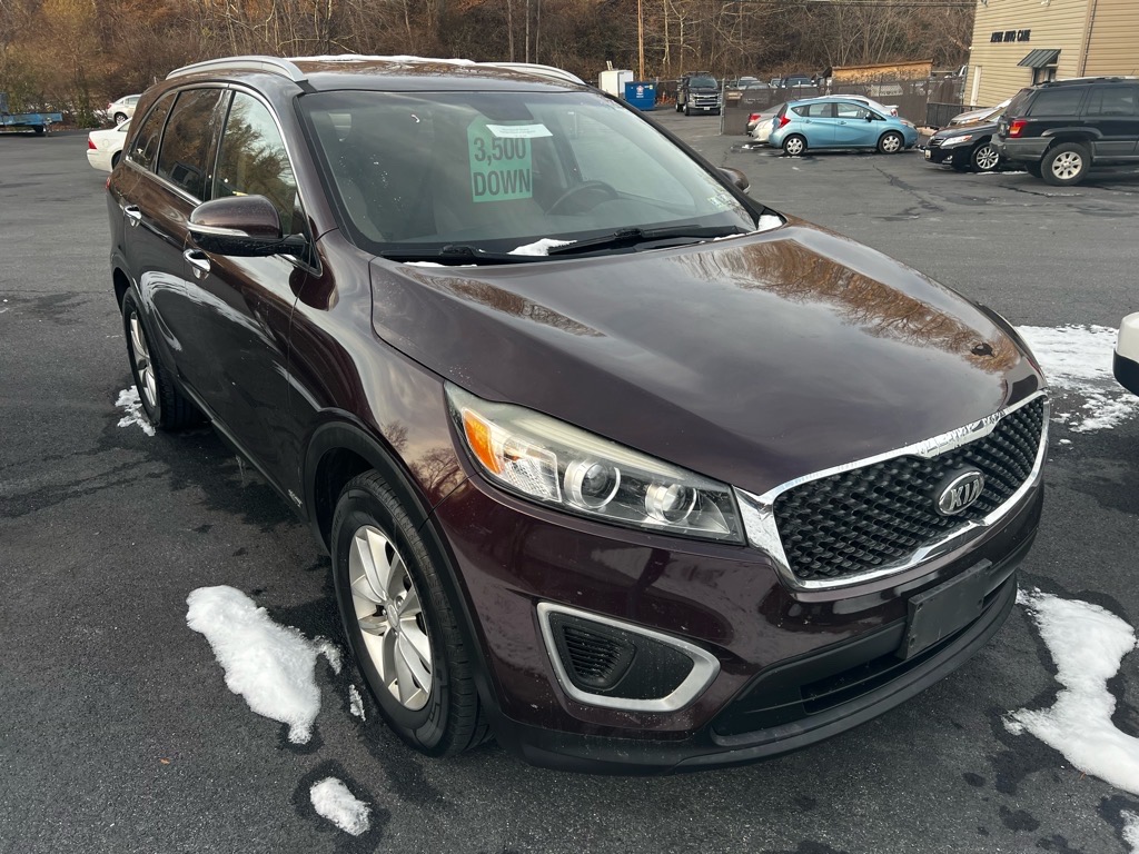 2016 Kia Sorento LX - main photo