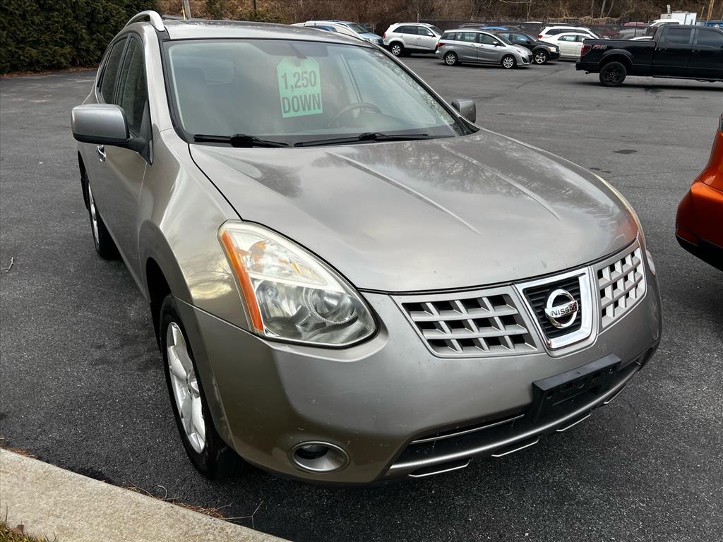 2010 Nissan Rogue S - main photo