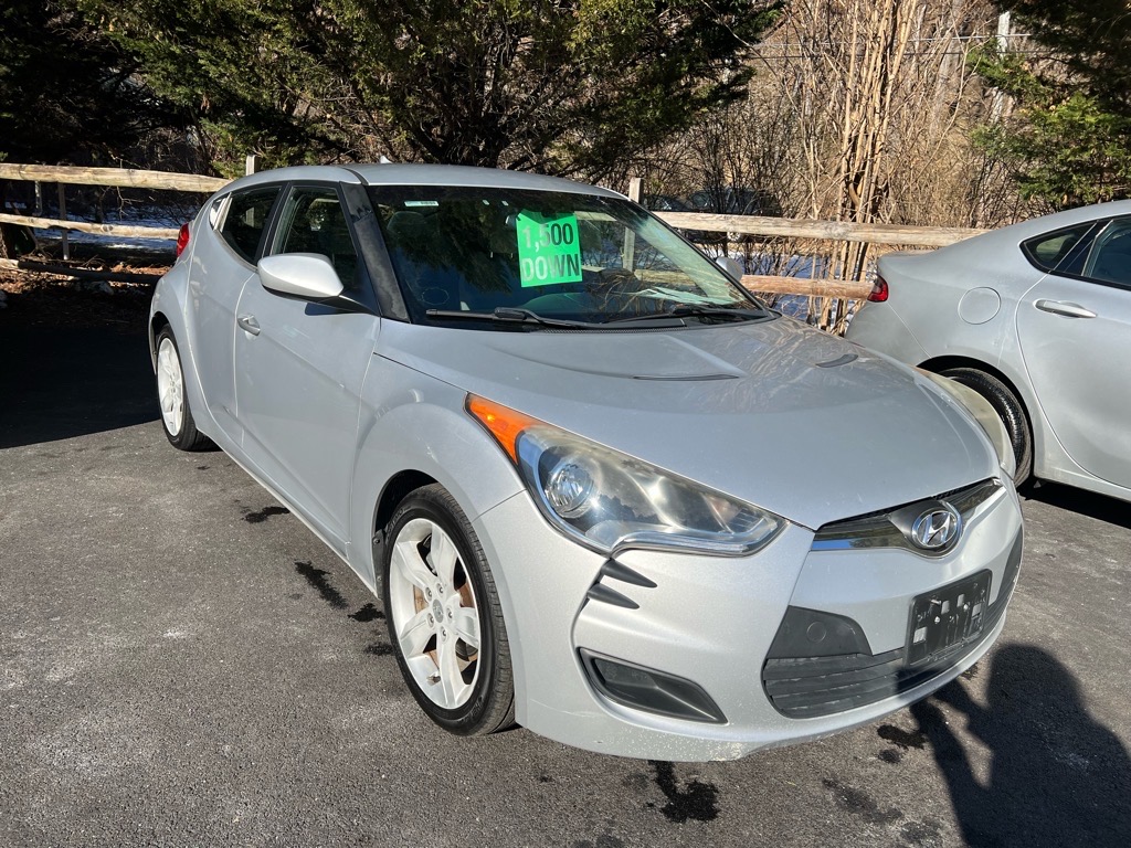 2012 Hyundai VELOSTER Base - main photo