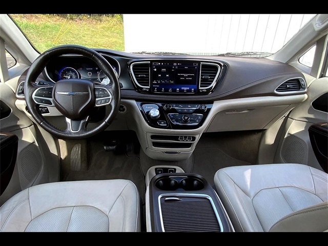 2021 Chrysler Pacifica Touring L:K63651