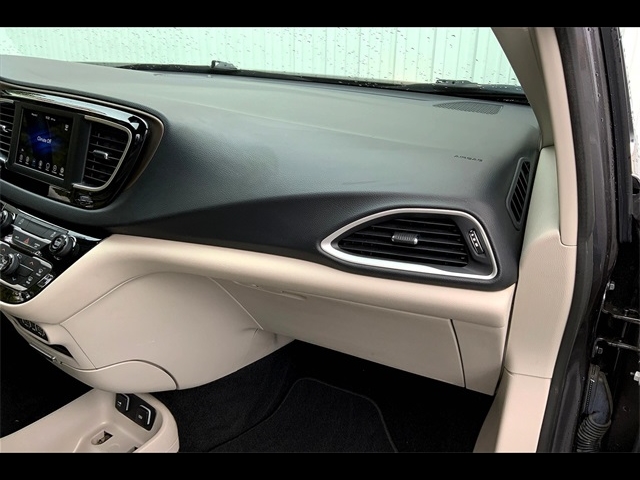 2021 Chrysler Voyager LXi:K63715