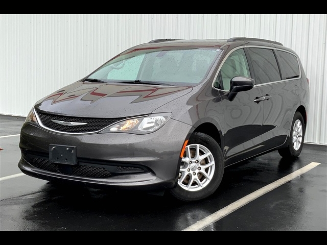 Photo of 2021 Chrysler Voyager LXi in Joplin, MO 2021 Chrysler Voyager LXi  K63715