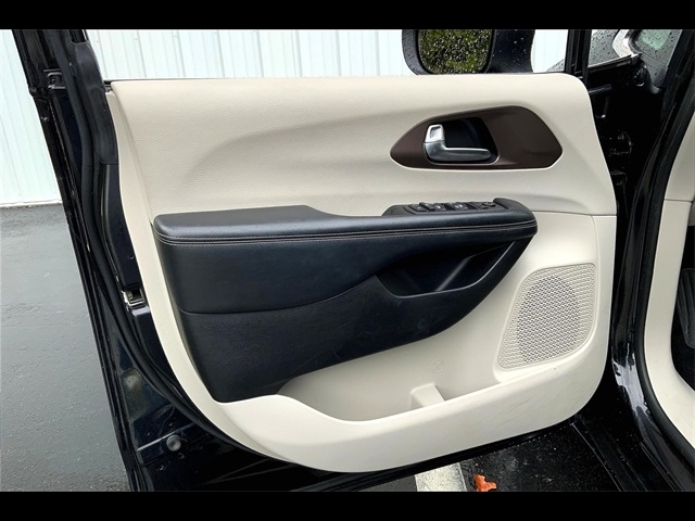 2021 Chrysler Voyager LXi:K63706