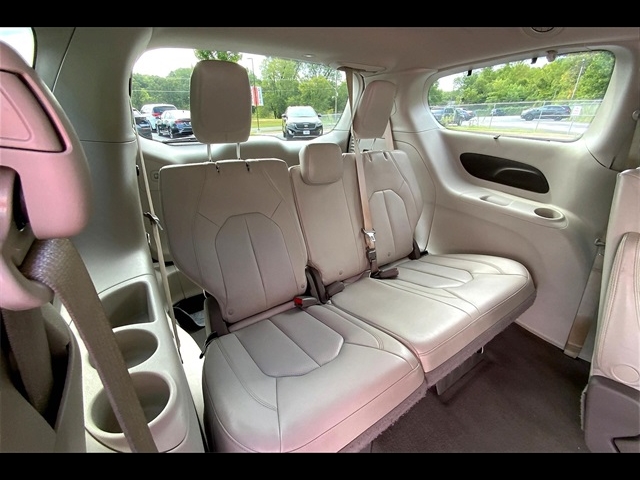 2021 Chrysler Pacifica Touring L:K63651