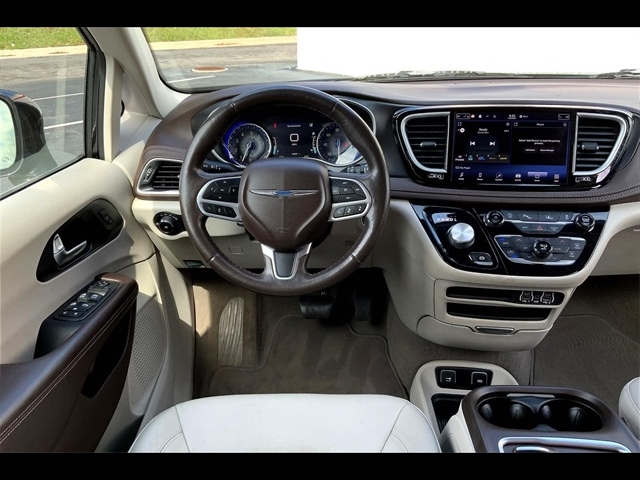 2021 Chrysler Pacifica Touring L:K63651