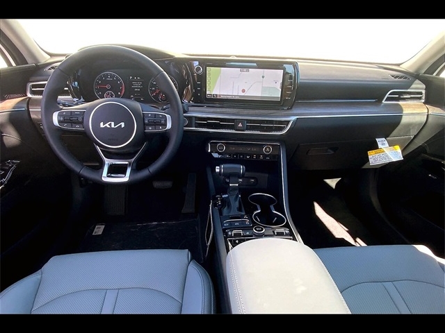 2024 Kia K5 EX:840100