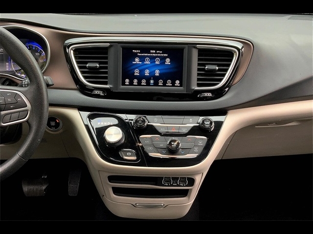 2021 Chrysler Voyager LXi:K63706