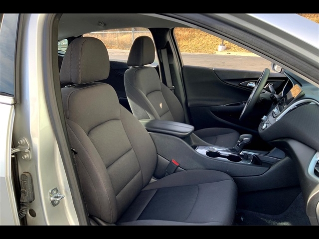 2022 Chevrolet Malibu LT:K53575