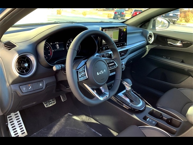 2024 Kia Forte GT-Line:840152