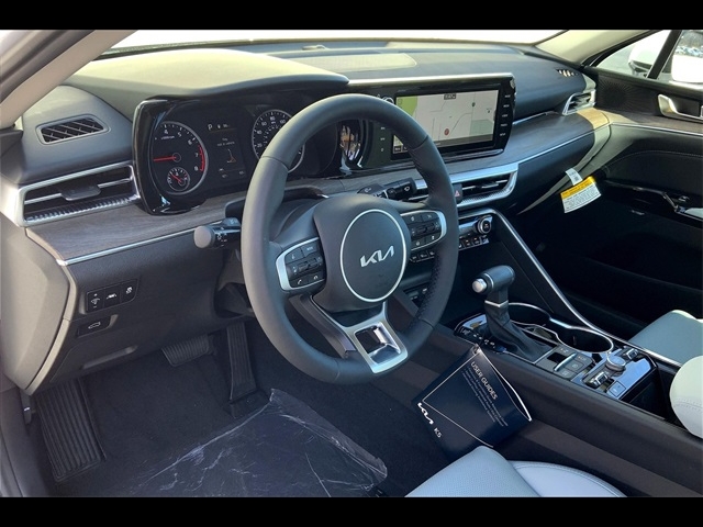 2024 Kia K5 EX:840100