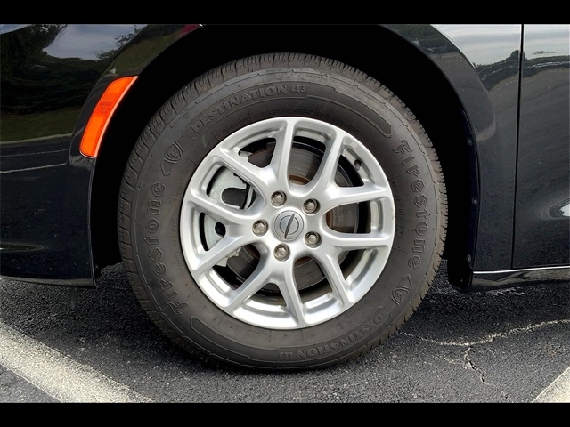 2021 Chrysler Pacifica Touring L:K63651