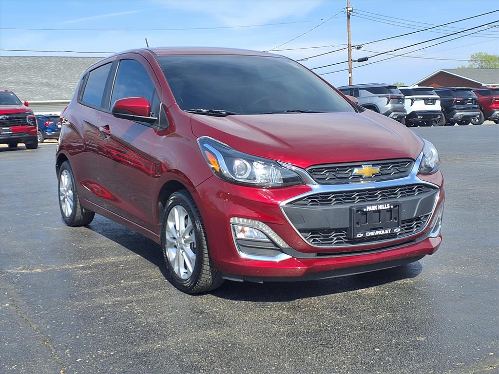 Red (Crimson Metallic) 2022 Chevrolet Spark 1LT FWD Hatchback Front-Wheel Drive Continuously Variable Transmission