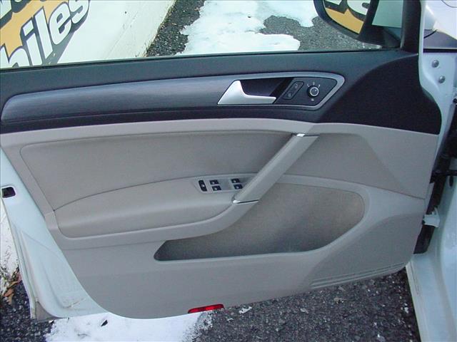 2019 Volkswagen Golf S Manual:10424