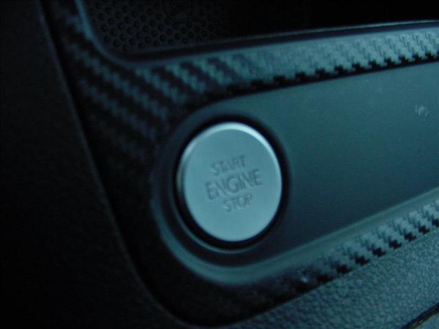 2017 Volkswagen Tiguan Sport AWD LOW 66k ONE OWNER Mi:10406