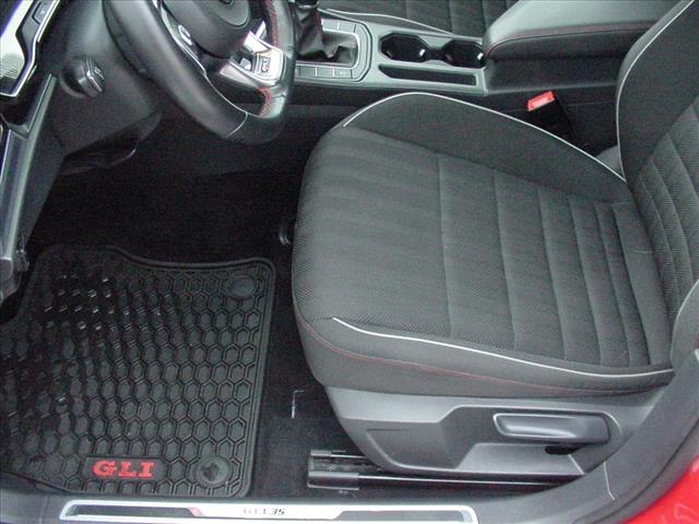 2019 Volkswagen Jetta 35th Anniversary GLI Manual:10420