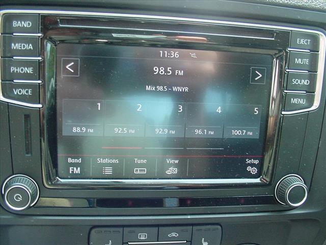 2016 Volkswagen Jetta SE photo 11