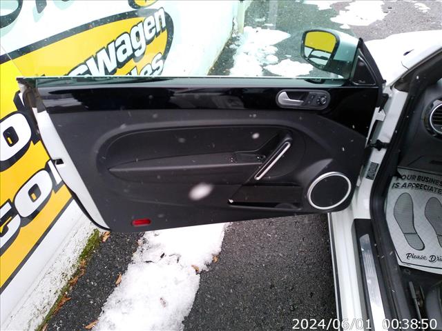 2016 Volkswagen Beetle Dune 1 OWNER:10429